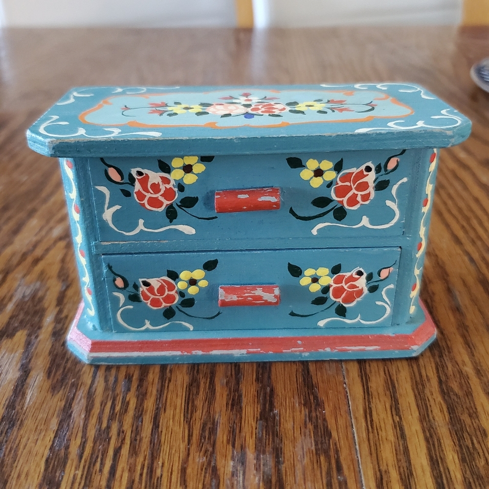 Vintage Doll Furniture Gem